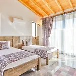 İslamlar 2 Bedroom Secluded With Private Pool Hot Tub Villa