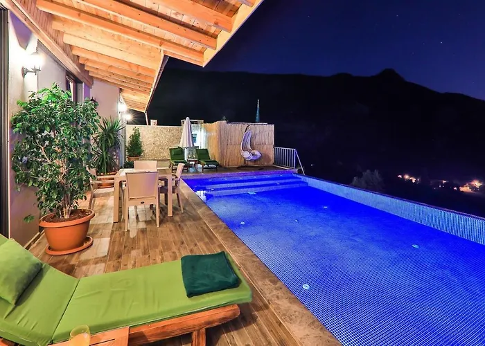 İslamlar 2 Bedroom Secluded With Private Pool Hot Tub فيلة
