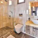 İslamlar 2 Bedroom Secluded With Private Pool Hot Tub كالكان
