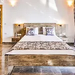 فيلة İslamlar 2 Bedroom Secluded With Private Pool Hot Tub *