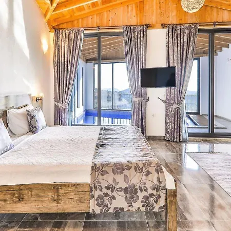 İslamlar 2 Bedroom Secluded With Private Pool Hot Tub Kalkan